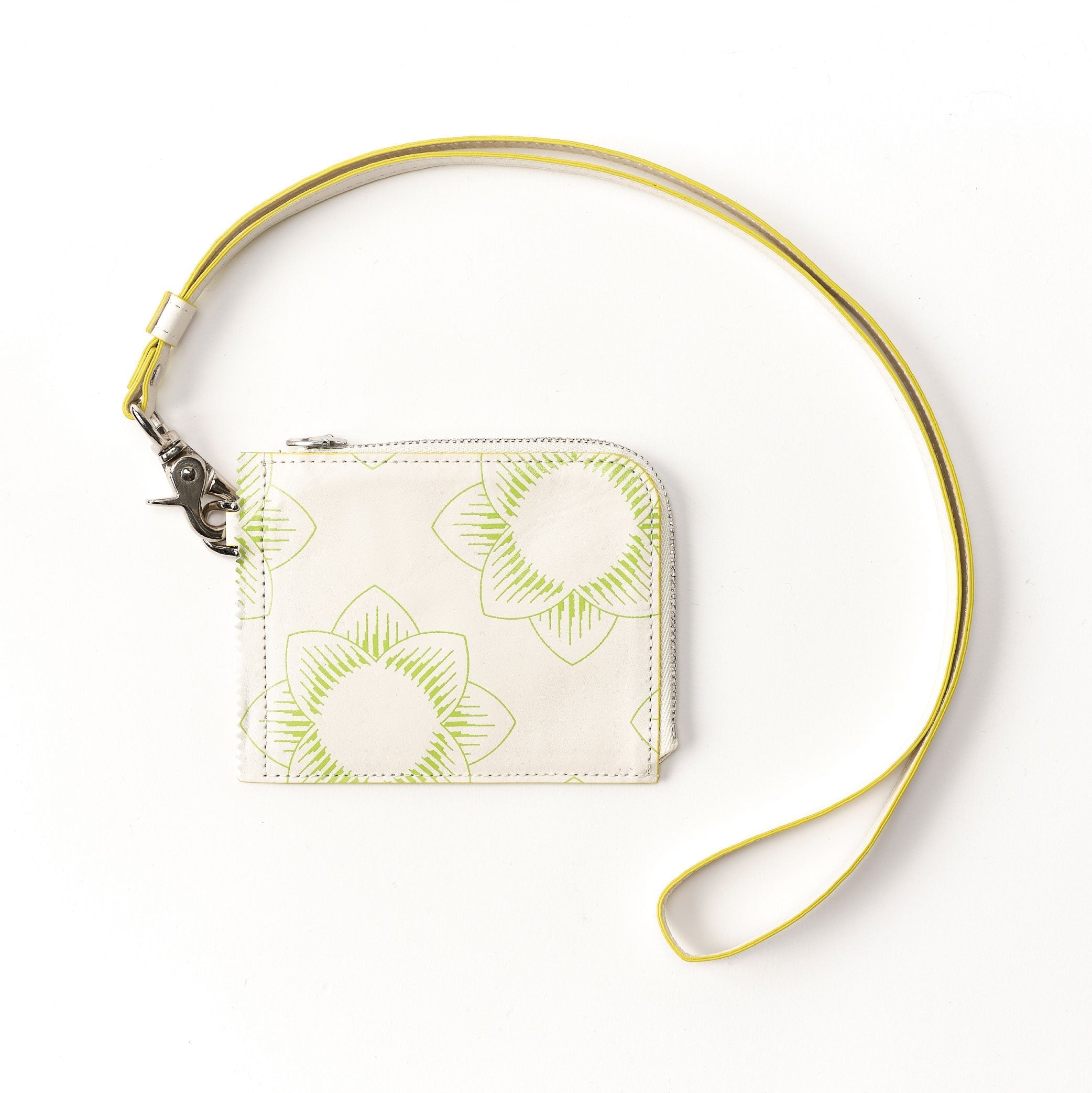 Round wallet with shoulder strap 【MALE MUSE】