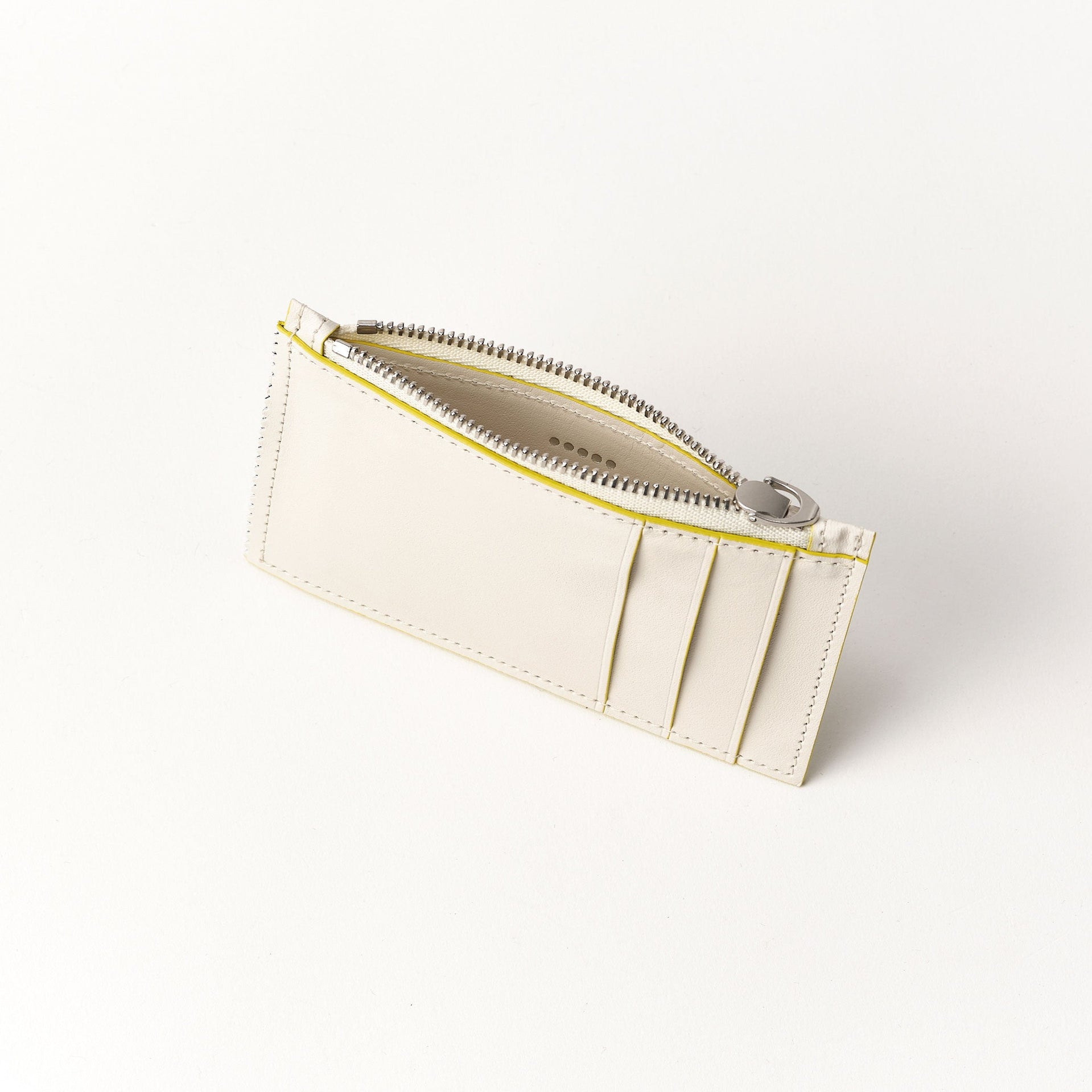 FRAGMENT CASE [MALE MUSE]